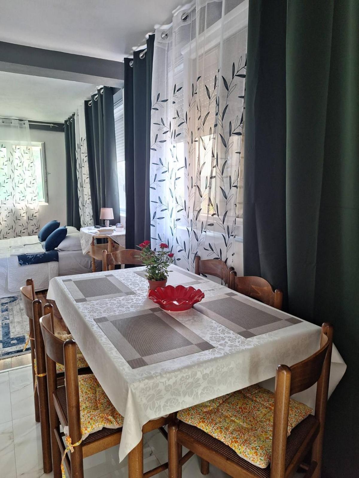 Apartman Glorija كوتور المظهر الخارجي الصورة